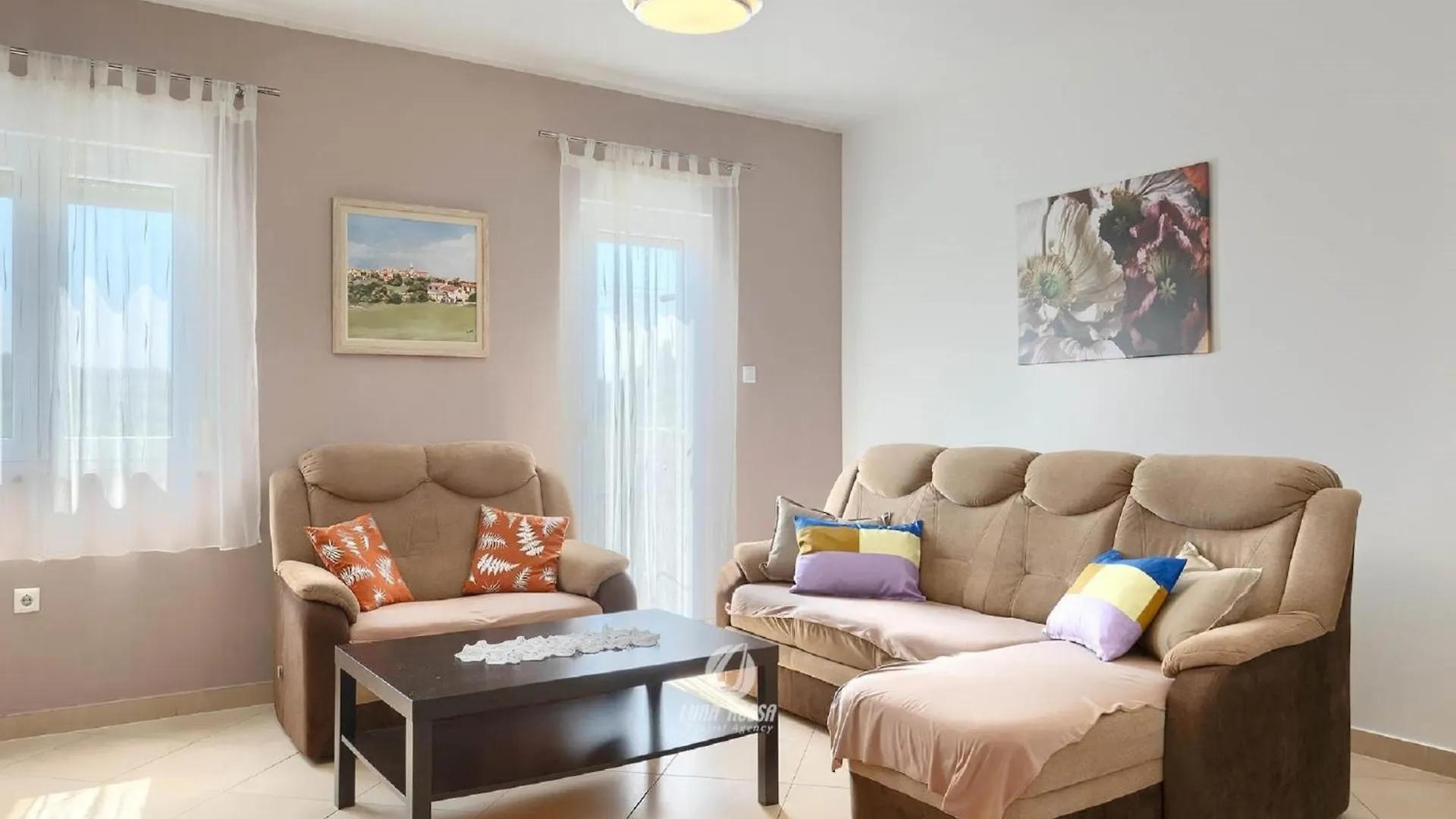 Spacious Home With Bubble Bath And Garden Vodnjan
