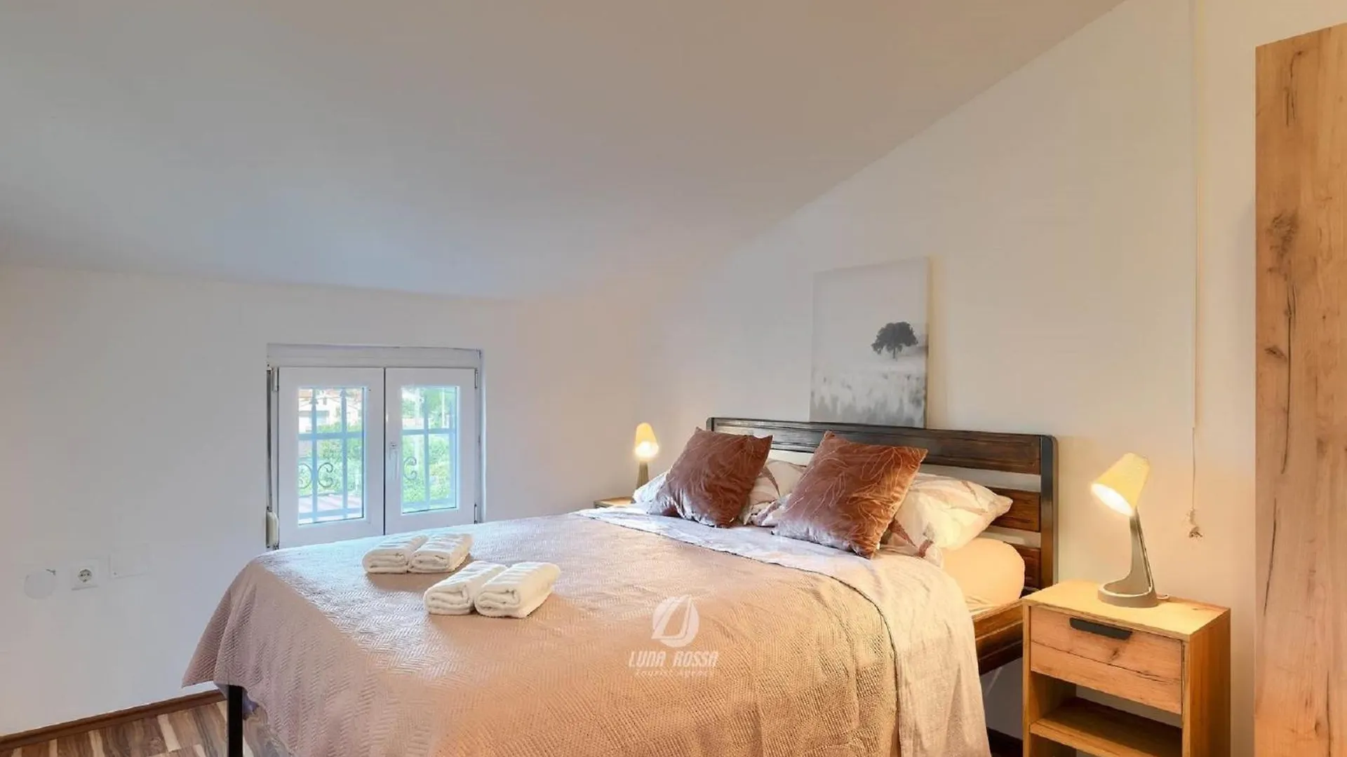 Spacious Home With Bubble Bath And Garden Vodnjan Apartment